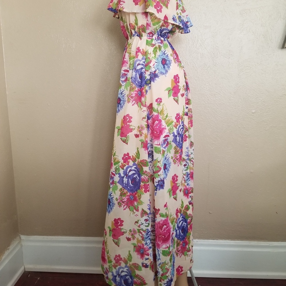 Dress - Picture 3 of 3